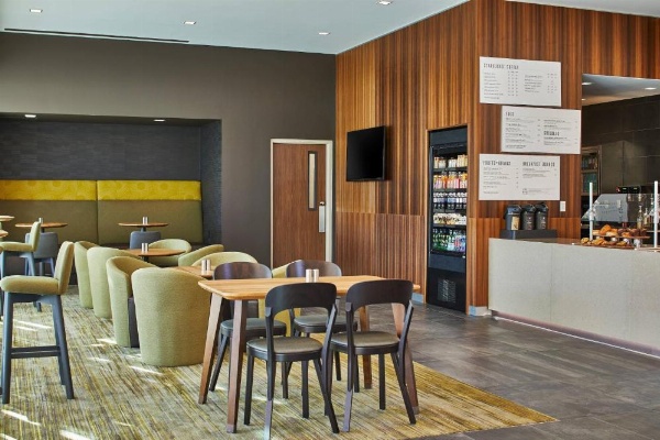 Courtyard by Marriott Baltimore Downtown/McHenry Row image 24